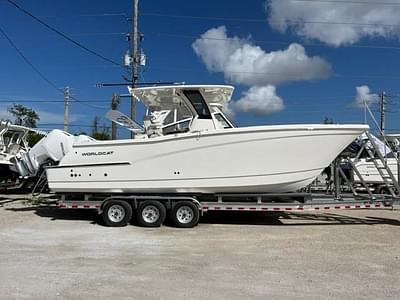 BOATZON | World Cat 280 CCX 2025