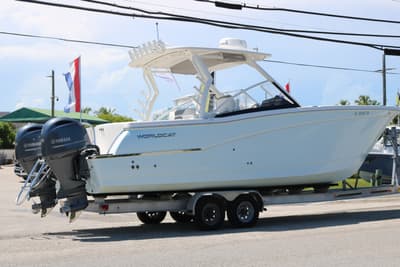 BOATZON | World Cat 280 DCX 2022