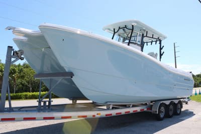 BOATZON | World Cat 295 CC 2027