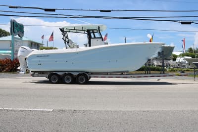 BOATZON | World Cat 295 CC 2027