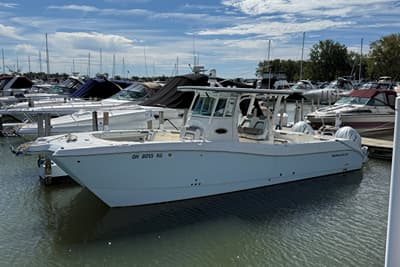 BOATZON | World Cat 325 CC 2022