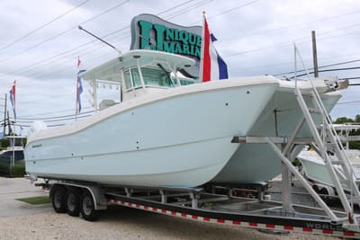 BOATZON | World Cat 325 CC 2027