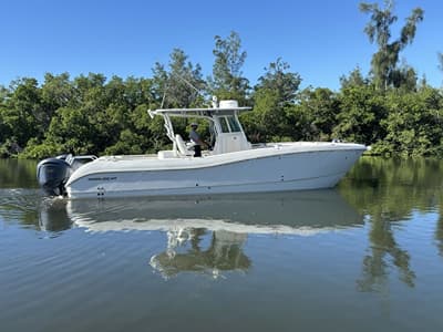BOATZON | World Cat 325CC 2021