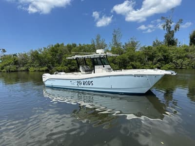 BOATZON | World Cat 325CC 2022 BOATZON | World Cat 325CC 2022