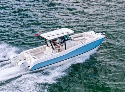 BOATZON | World Cat 325CC 2026