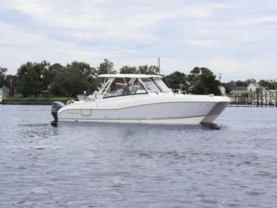 BOATZON | World Cat 325DC 2025 BOATZON | World Cat 325DC 2025