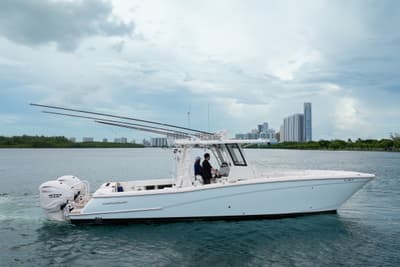 BOATZON | World Cat 400 CCX 2021