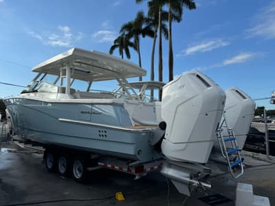 BOATZON | World Cat 400 DCX Island 2025