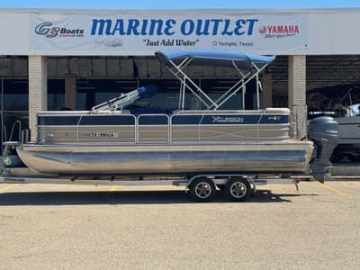 BOATZON | Xcursion Pontoons X23C 2013