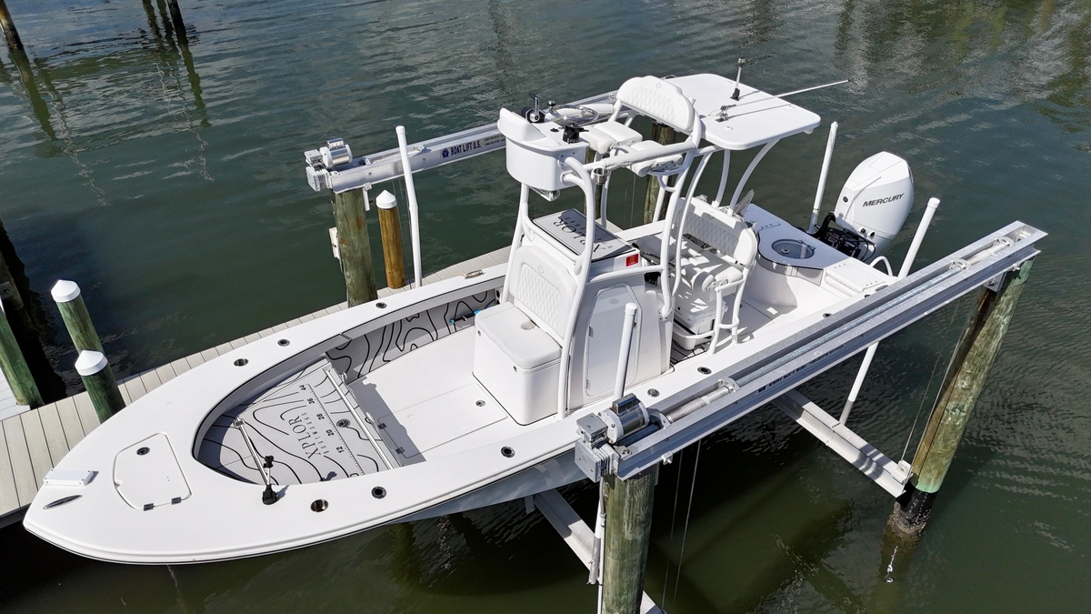 2022 Xplor x24 Andros Mercury 300 w TOWER 155 HOURS - Sold Boat