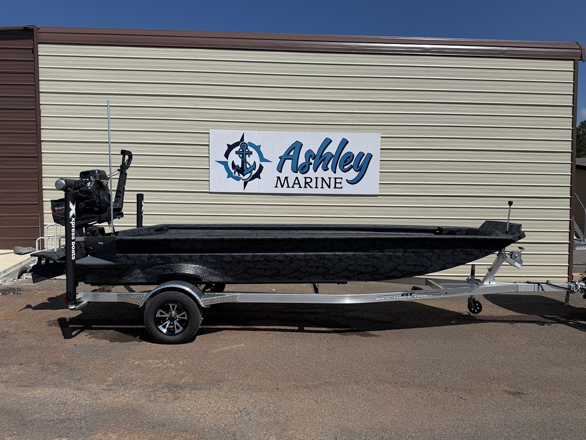 2027 Xpress Bayou Series 180 - Sold Boat