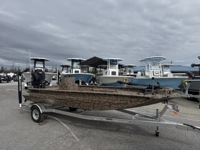 BOATZON | Xpress Bayou Series 180CC 2026