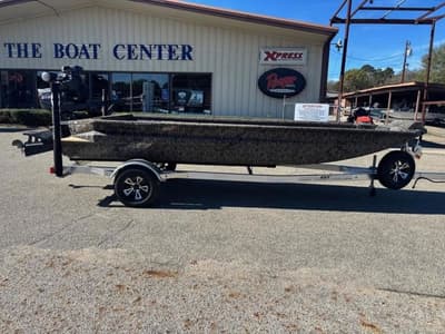 BOATZON | Xpress Boats Bayou 18 2026