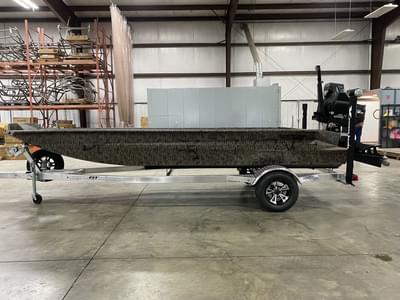 BOATZON | Xpress Boats BAYOU 180 2026