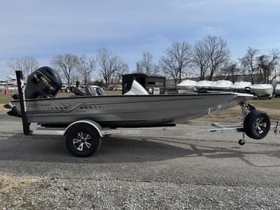 BOATZON | Xpress Boats H17 2026