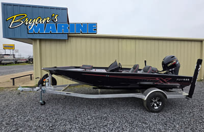 BOATZON | Xpress Boats H17 2026