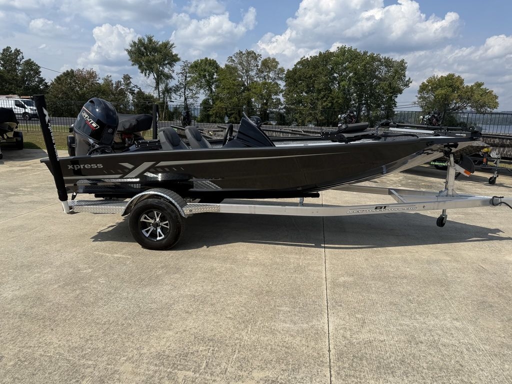 2026 Xpress Boats H17C Crappie - Sold Boat