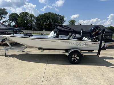 BOATZON | Xpress Boats H18 2027