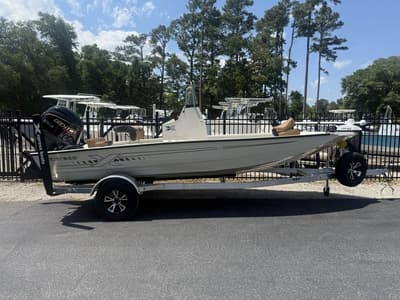 BOATZON | Xpress Boats H190B 2026
