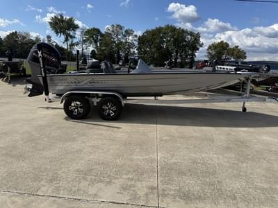 BOATZON | Xpress Boats H20 Bass 2026