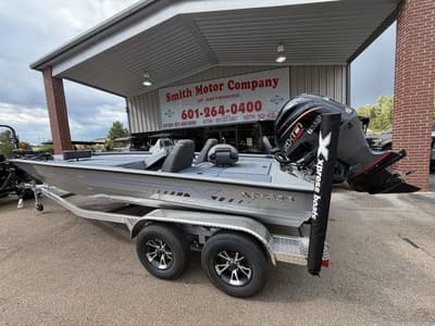 BOATZON | Xpress Boats H20 BASS 2027 BOATZON | Xpress Boats H20 BASS 2027