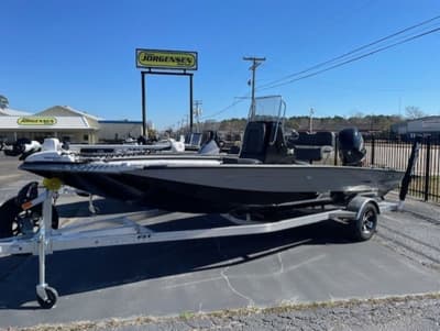 BOATZON | Xpress Boats H20 Bay 2026