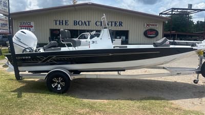 BOATZON | Xpress Boats H20Bay 2026