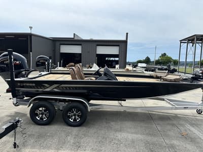 BOATZON | Xpress Boats H20C 2027