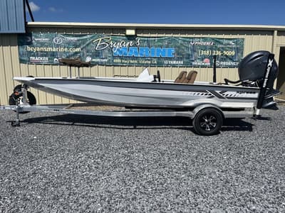 BOATZON | Xpress Boats H20C 2027 BOATZON | Xpress Boats H20C 2027