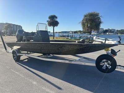 BOATZON | Xpress Boats H210B 2026