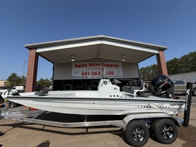 BOATZON | Xpress Boats H210B 2026