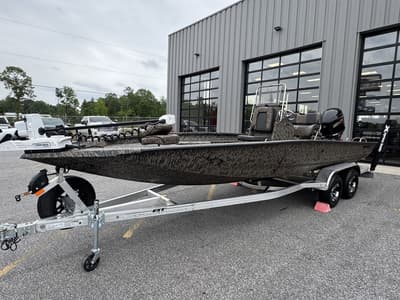 BOATZON | Xpress Boats H22 Bay 2026