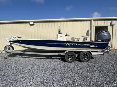 BOATZON | Xpress Boats HyperLift Series H22B 2015 BOATZON | Xpress Boats HyperLift Series H22B 2015