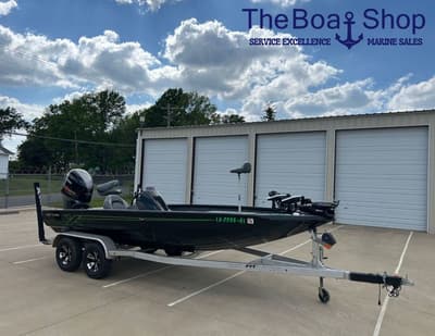 BOATZON | Xpress Boats X19 Pro 2020