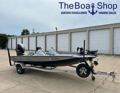BOATZON | Xpress Boats X19 Pro 2020