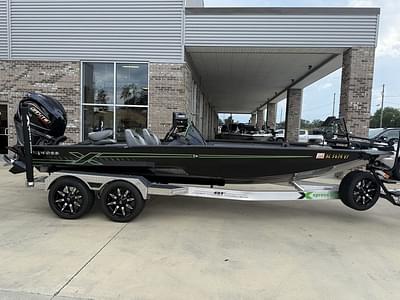 BOATZON | Xpress Boats X21 Pro 2024