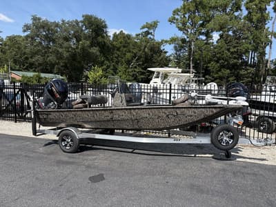 BOATZON | Xpress Boats XP18CC 2027