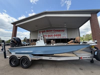 BOATZON | Xpress Boats Xr21BAY 2026