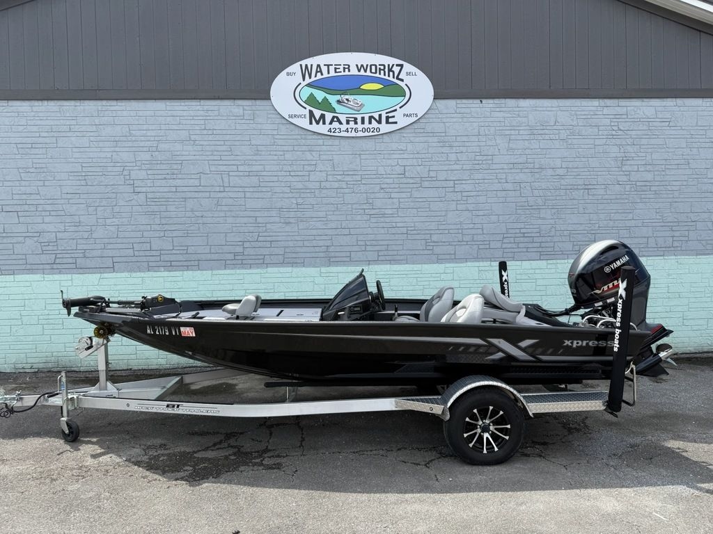 2023 Xpress H17 - Sold Boat