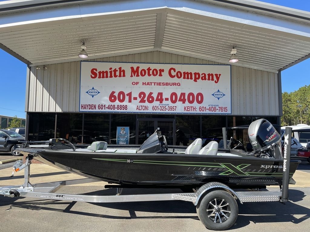2025 Xpress H17 - Sold Boat