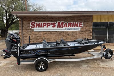 BOATZON | Xpress H18C Crappie 2026