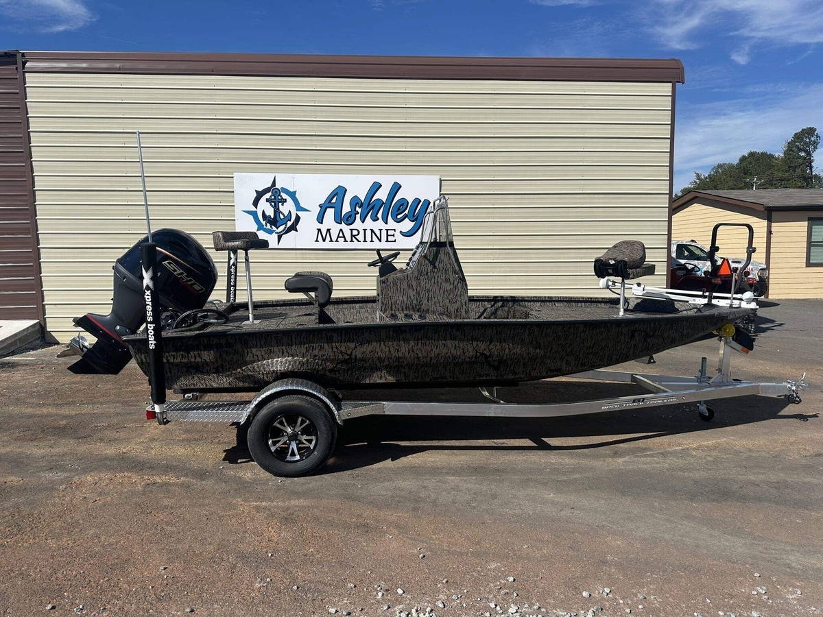 2026 Xpress H190B Bay - Sold Boat