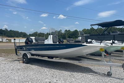 BOATZON | Xpress H20 Bay 2027