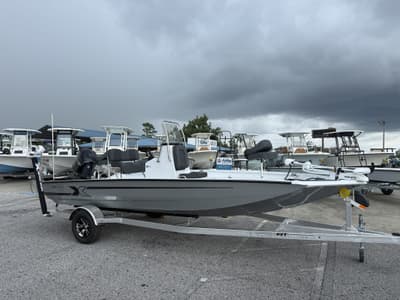 BOATZON | Xpress H20 Bay 2027