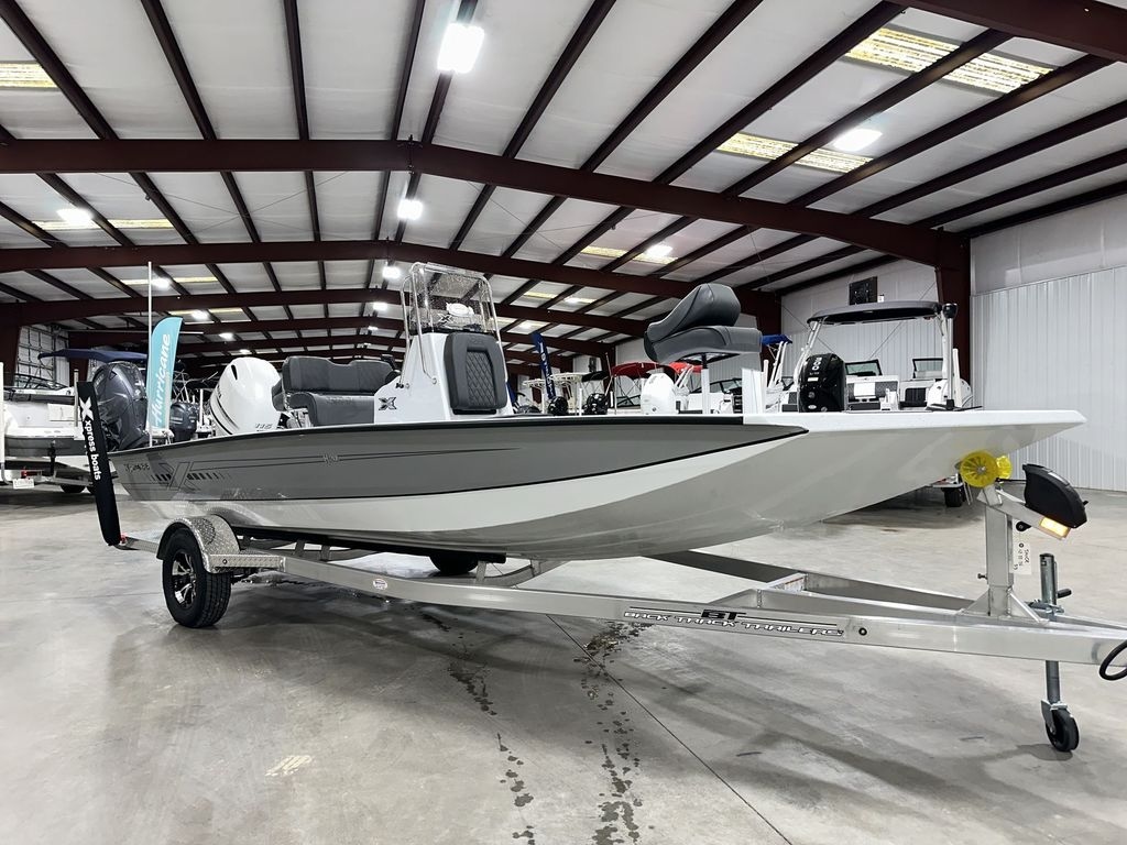 2026 Xpress H20B - Sold Boat