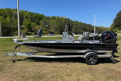 BOATZON | Xpress H20B Bay 2025