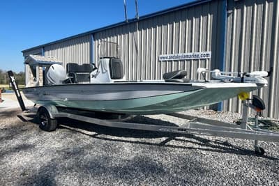 BOATZON | Xpress H20B Bay 2026