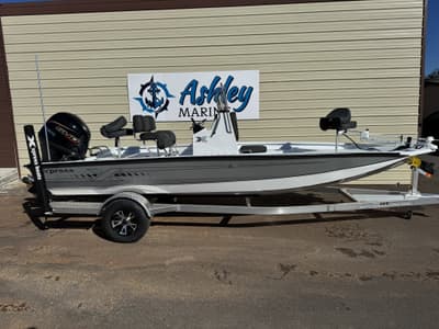 BOATZON | Xpress H20B Bay 2026