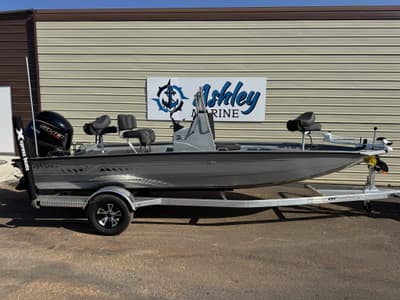 BOATZON | Xpress H20B Bay 2026