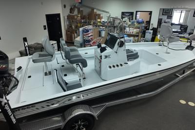 BOATZON | Xpress H20B Bay 2026